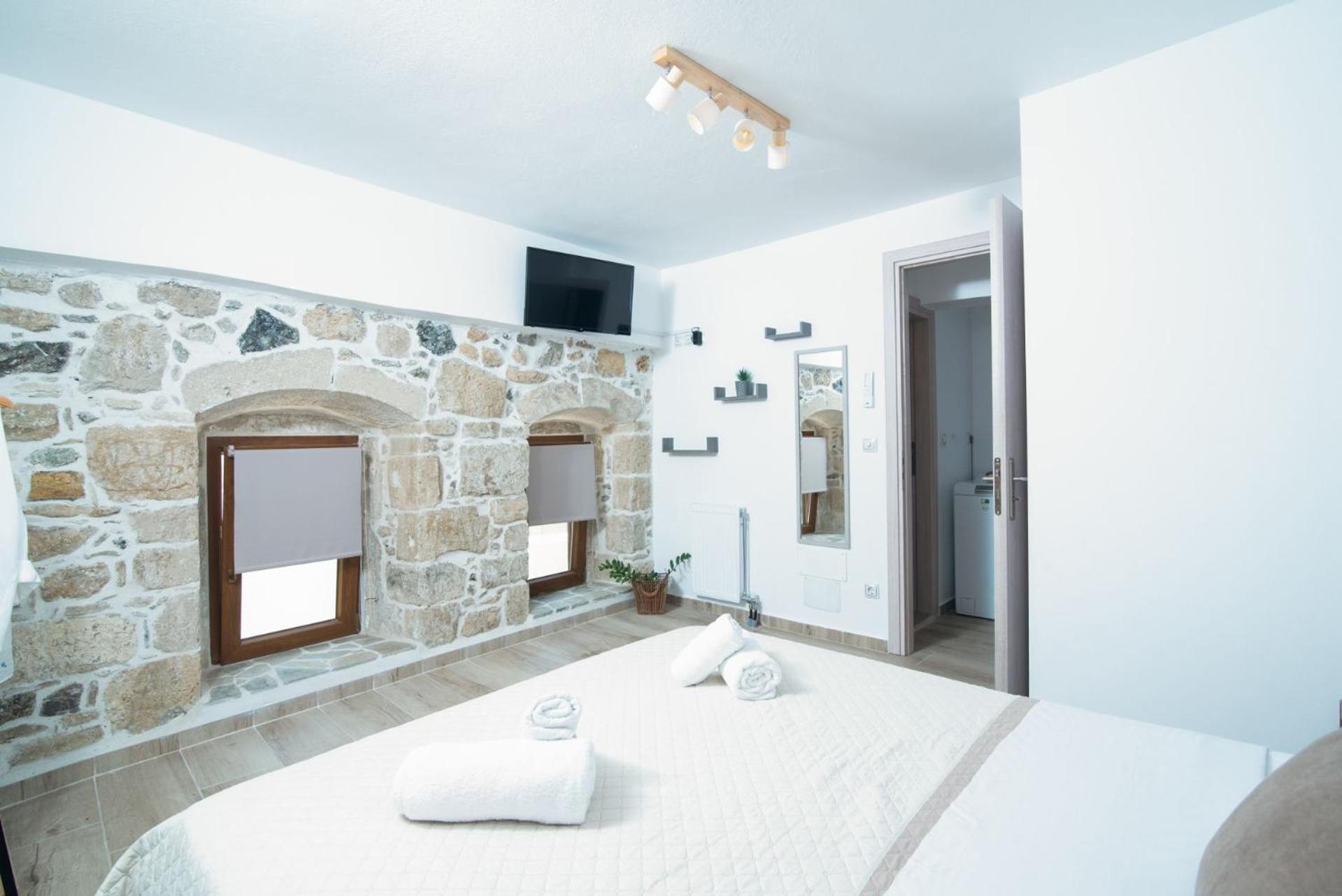 Stone House Elefteria Near Matala Beach Petrokefálion Dış mekan fotoğraf